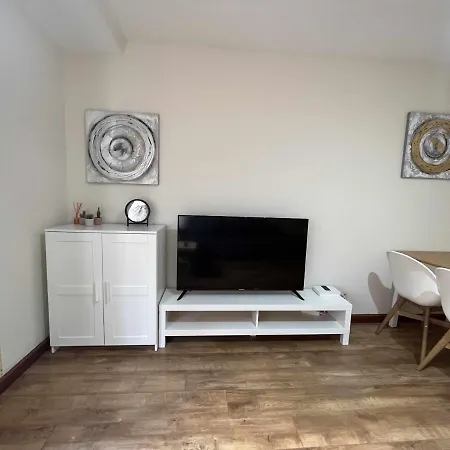 דירה Paxarinos Playa By Flowhome גיחון